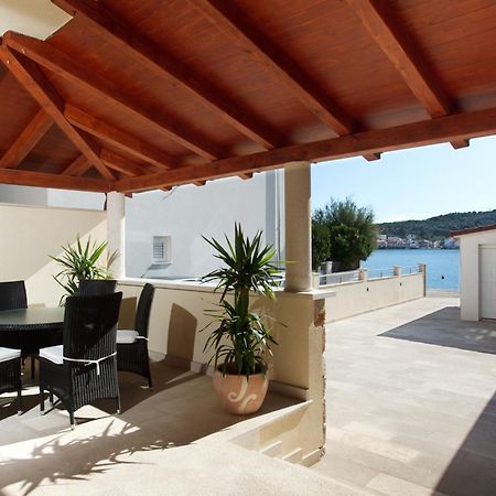 Apartments Tisno - Villa Mare 외부 사진