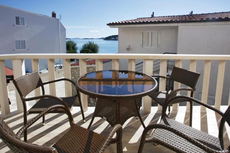 Apartments Tisno - Villa Mare 외부 사진