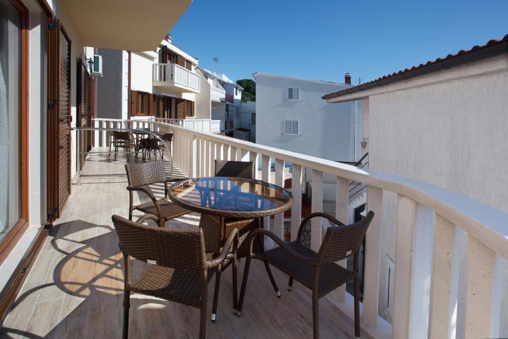 Apartments Tisno - Villa Mare 객실 사진